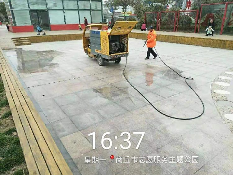 多功能高压冲洗车可用于公园广场地砖冲洗
